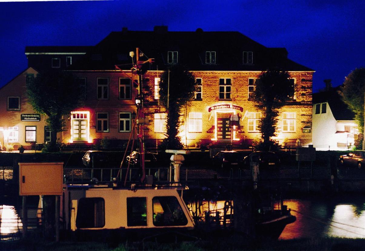 Lexow - Hotel An De Havenkant Tönning Esterno foto