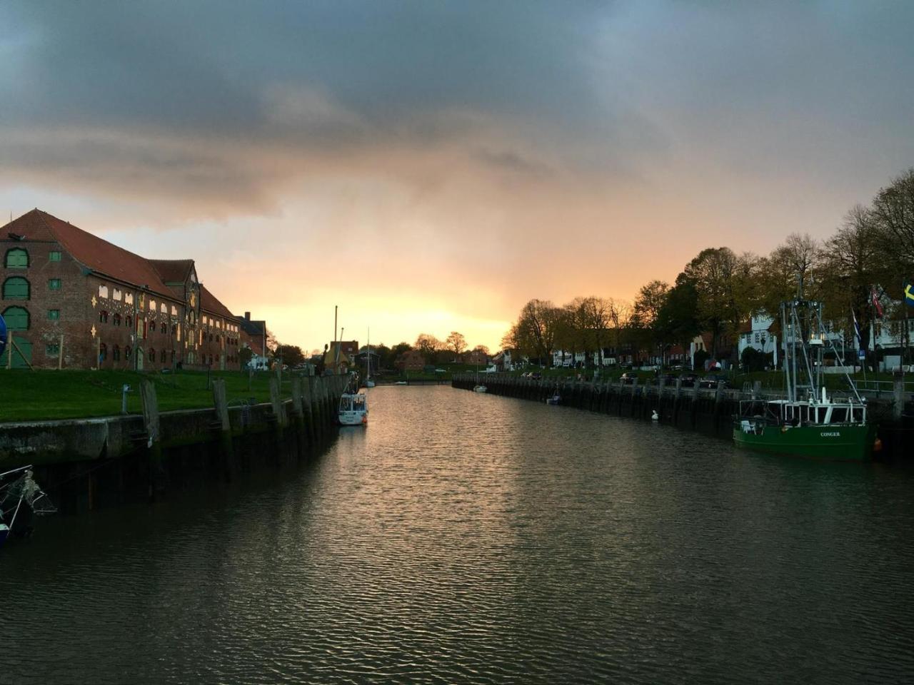 Lexow - Hotel An De Havenkant Tönning Esterno foto